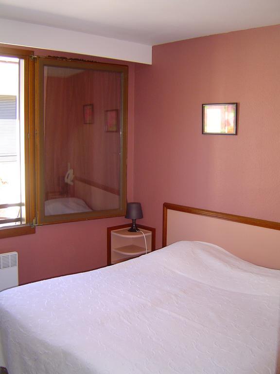 Le Magiot Hotel Montliot-et-Courcelles Exterior photo